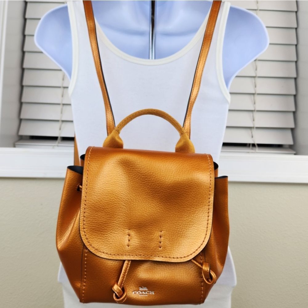 🩵NWT Coach Metallic Derby Pebble Leather Convertible Crossbody Backpack
